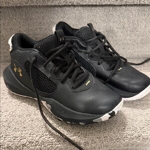 Under Armour Black Sneakers with Gold Details